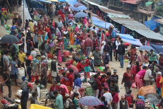 लिखुमा कृषि हाट नहुँदा समस्या