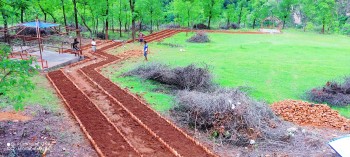 ६ सामुदायिक वनमा आकर्षक पार्क